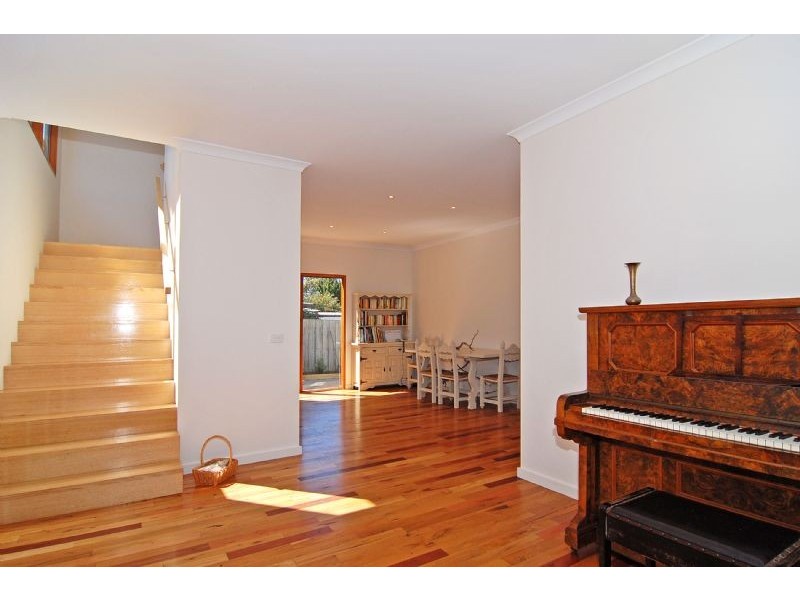 15 Wattlehill Grove, St Leonards VIC 3223