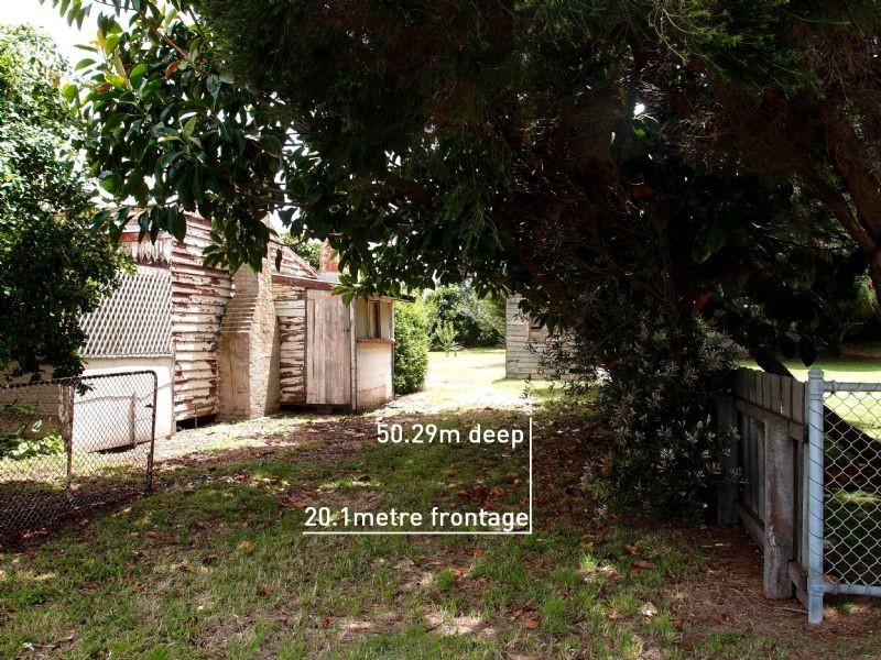 14 Dudley Parade, St Leonards VIC 3223