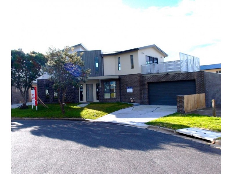 3/13 Gregory Court, Indented Head VIC 3223