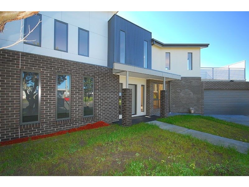3/13 Gregory Court, Indented Head VIC 3223
