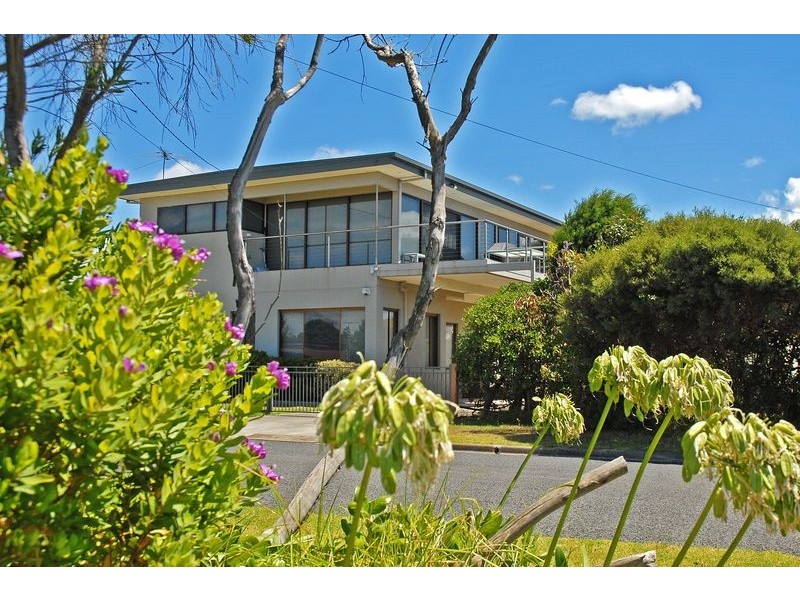 4 Brett Drive, Indented Head VIC 3223
