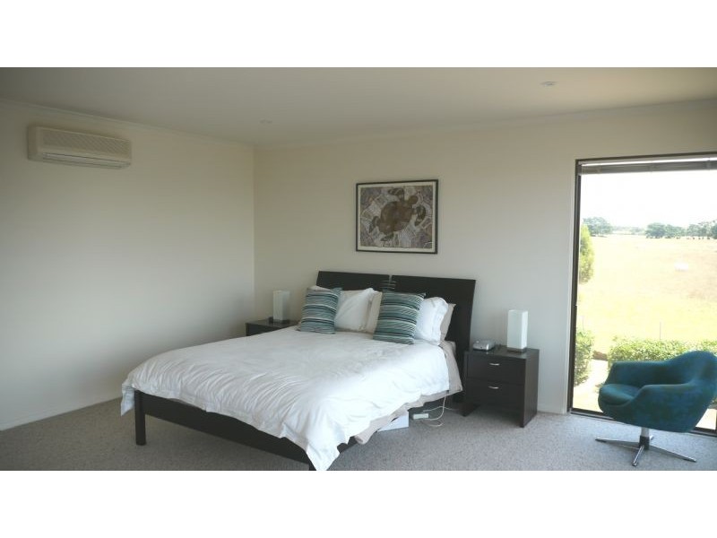 4 Brett Drive, Indented Head VIC 3223