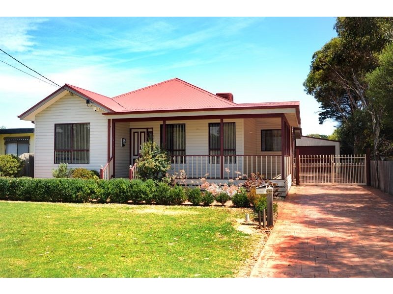 34 Whiting Avenue, Indented Head VIC 3223
