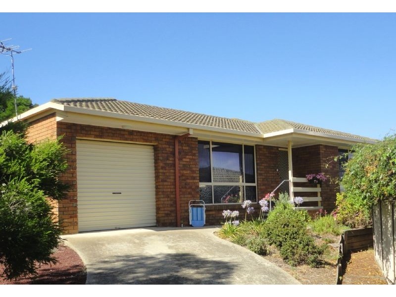 2/63 Geelong Road, Portarlington VIC 3223
