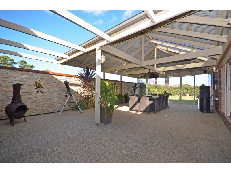 9 Seafarer Court, Indented Head VIC 3223