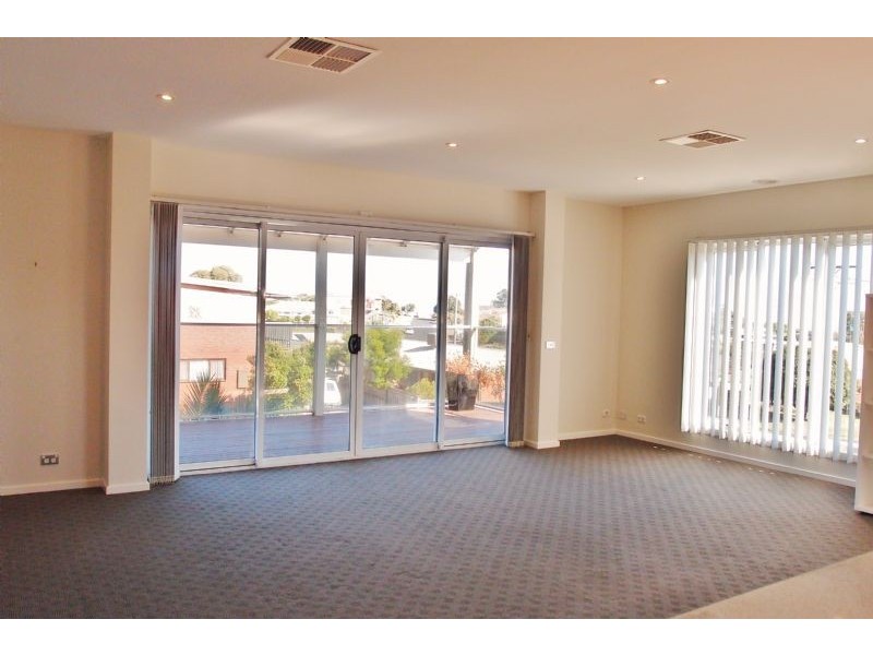 19 Lincoln Drive, Portarlington VIC 3223