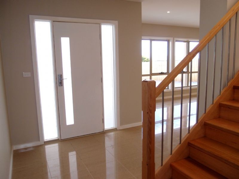 2/25 Lincoln Drive, Portarlington VIC 3223