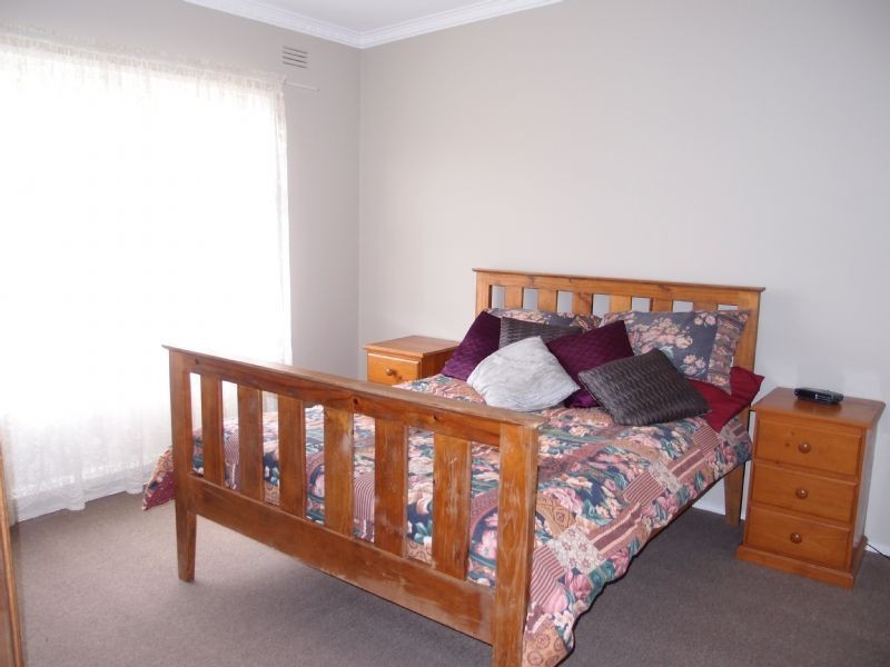 6 Whiting Avenue, Indented Head VIC 3223