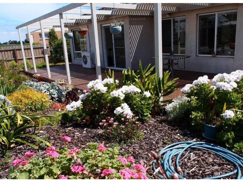 49 Golden Grove, Portarlington VIC 3223