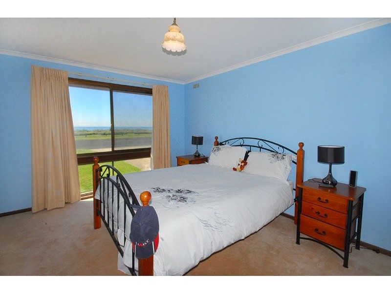 175 The Esplanade, Indented Head VIC 3223