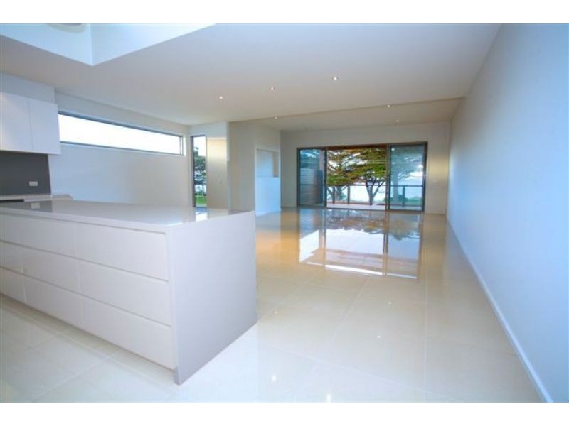 2/313 The Esplanade, Indented Head VIC 3223