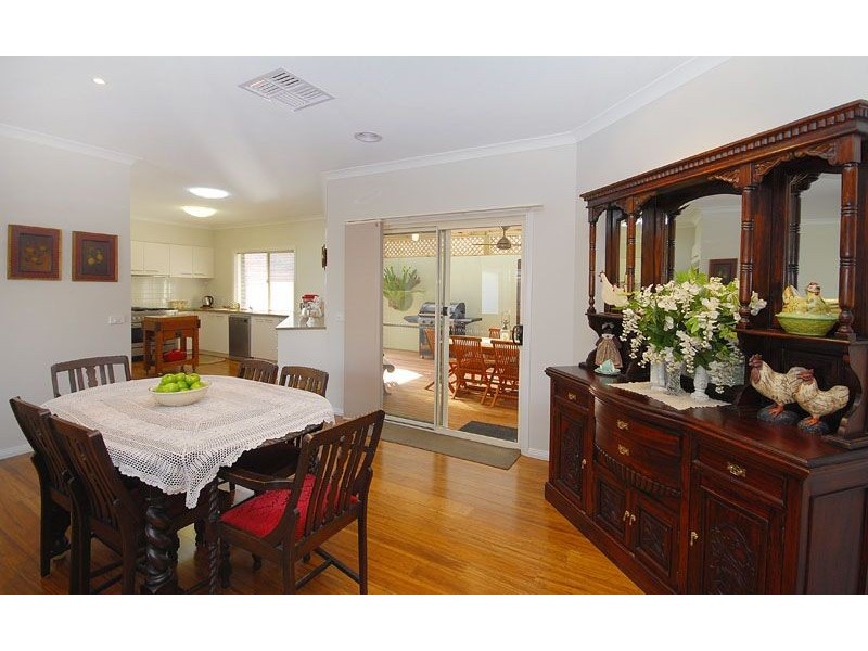 3 Gibson Grove, St Leonards VIC 3223
