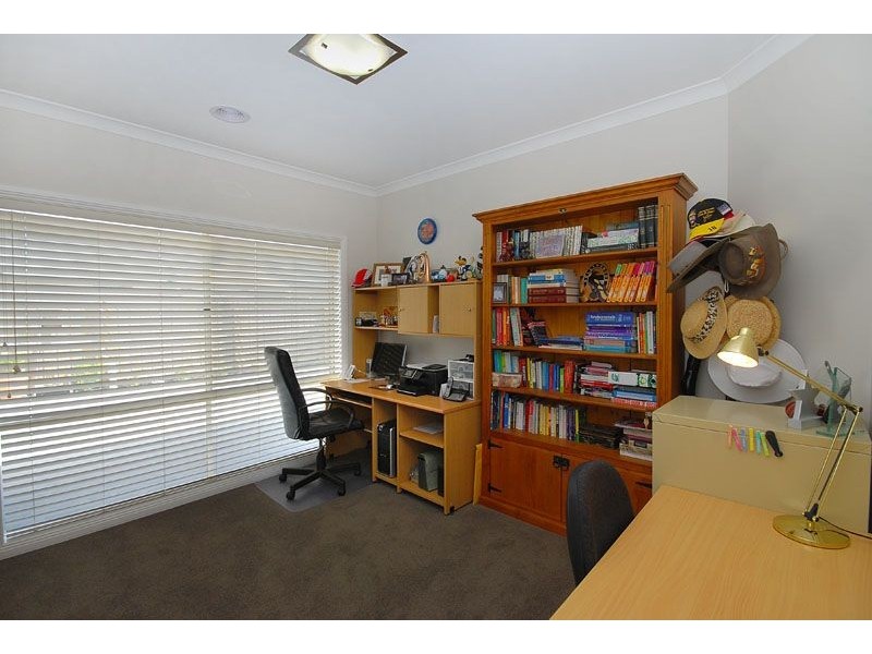 3 Gibson Grove, St Leonards VIC 3223
