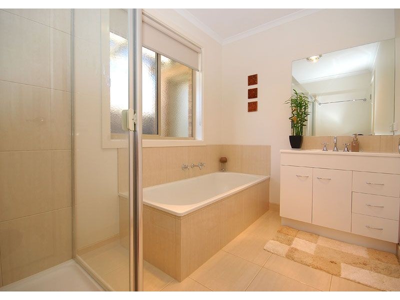 5 Bayrise Court, Indented Head VIC 3223