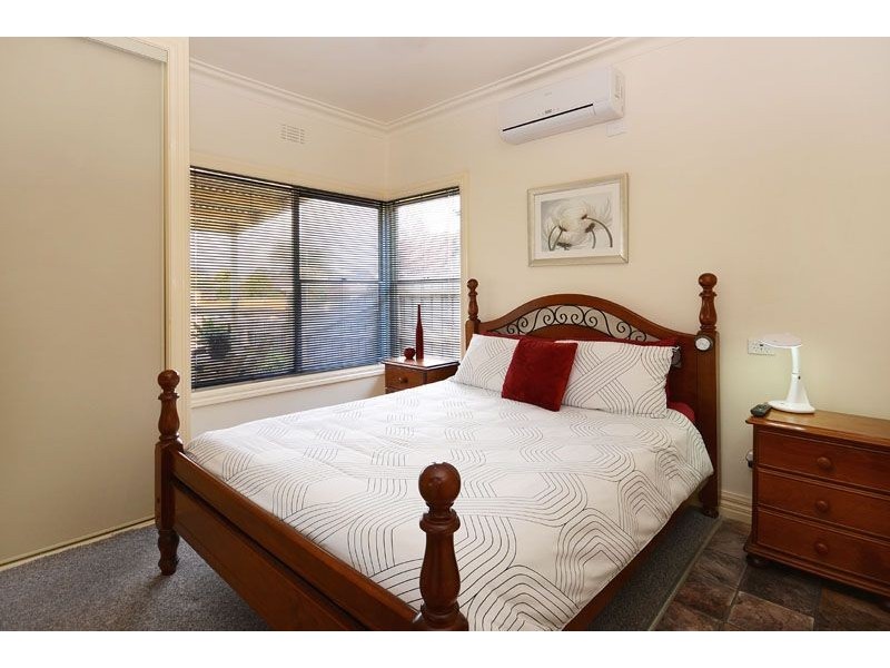 143 Newcombe Street, Portarlington VIC 3223