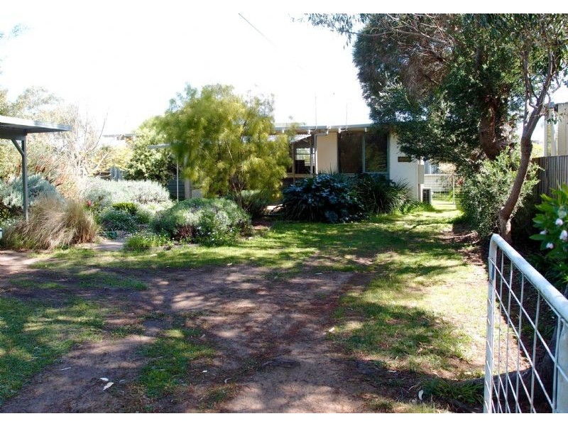 2 Buckley Court, Indented Head VIC 3223