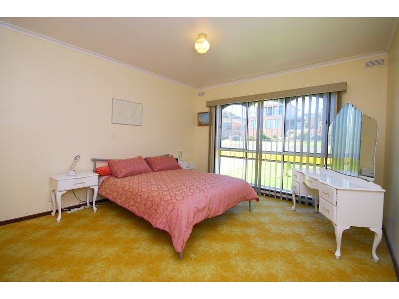 68 Sproat Street, Portarlington VIC 3223