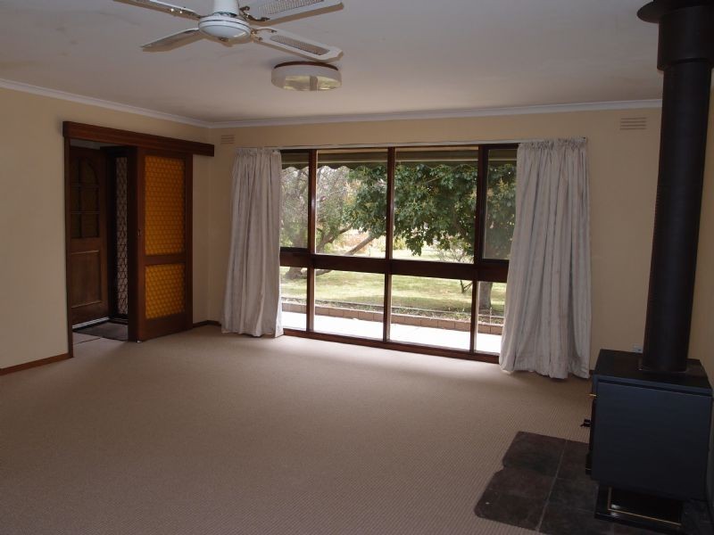 19 St Leonards Parade, St Leonards VIC 3223
