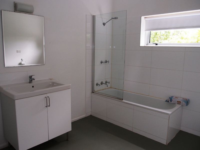 9 Evandale Avenue, Portarlington VIC 3223