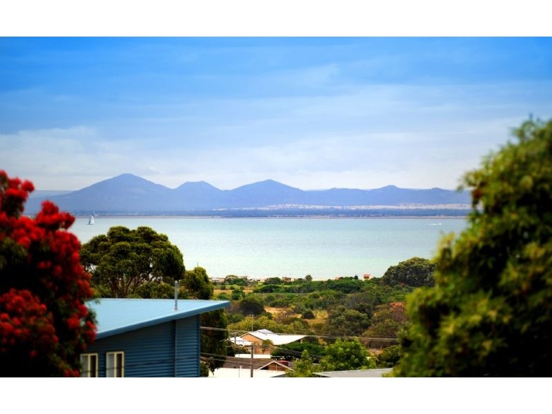 2 San Fernando Avenue, Portarlington VIC 3223