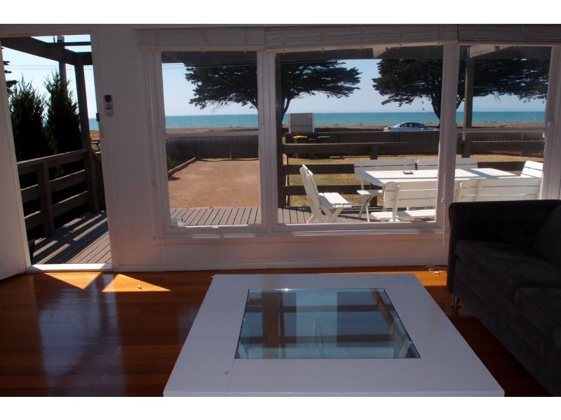 58 Bluff Road, St Leonards VIC 3223