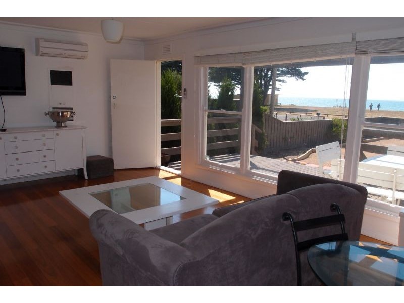 58 Bluff Road, St Leonards VIC 3223