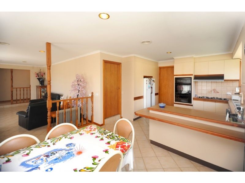 13 Grimmer Street, Portarlington VIC 3223