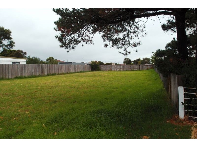 29 Grassy Point Road, Indented Head VIC 3223