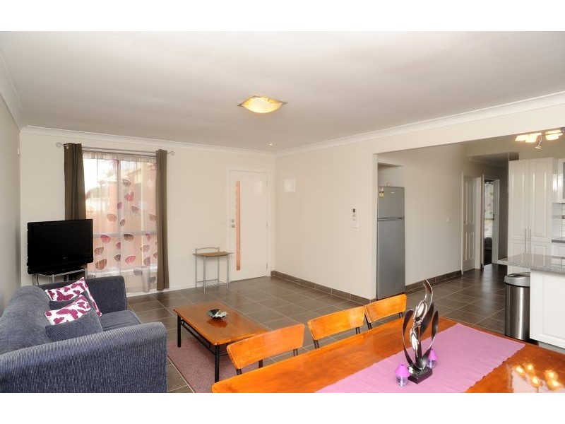 2/59 Leviens Road, St Leonards VIC 3223