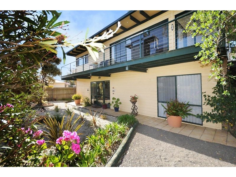 5 Ward Street, St Leonards VIC 3223