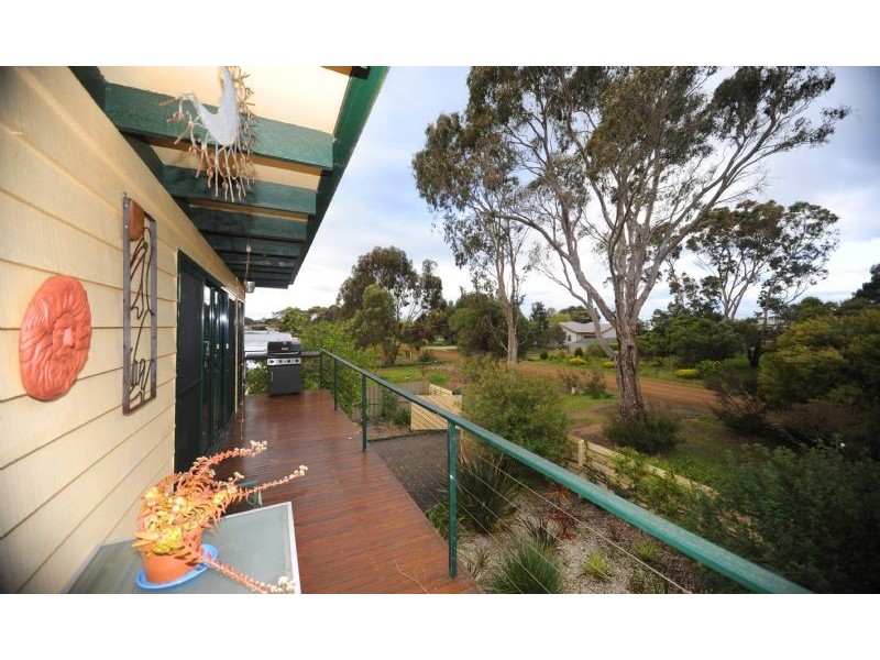 5 Ward Street, St Leonards VIC 3223