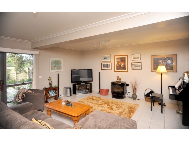 5 Ward Street, St Leonards VIC 3223