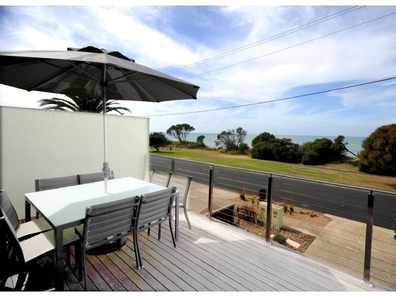 2/469 The Esplanade, St Leonards VIC 3223