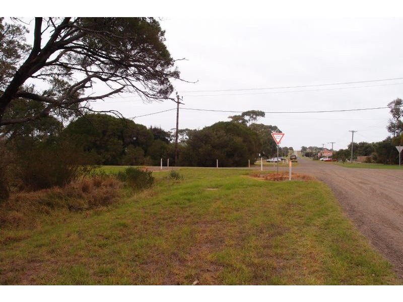 92 Willis St (cnr Gellibrand St), Portarlington VIC 3223