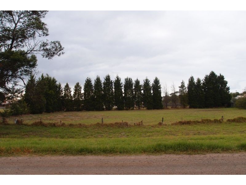 92 Willis St (cnr Gellibrand St), Portarlington VIC 3223