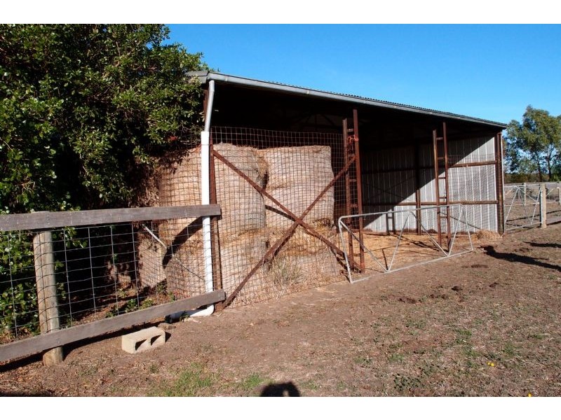 295 Harvey Road, St Leonards VIC 3223