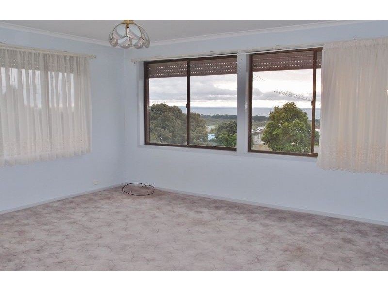 2 San Fernando Avenue, Portarlington VIC 3223