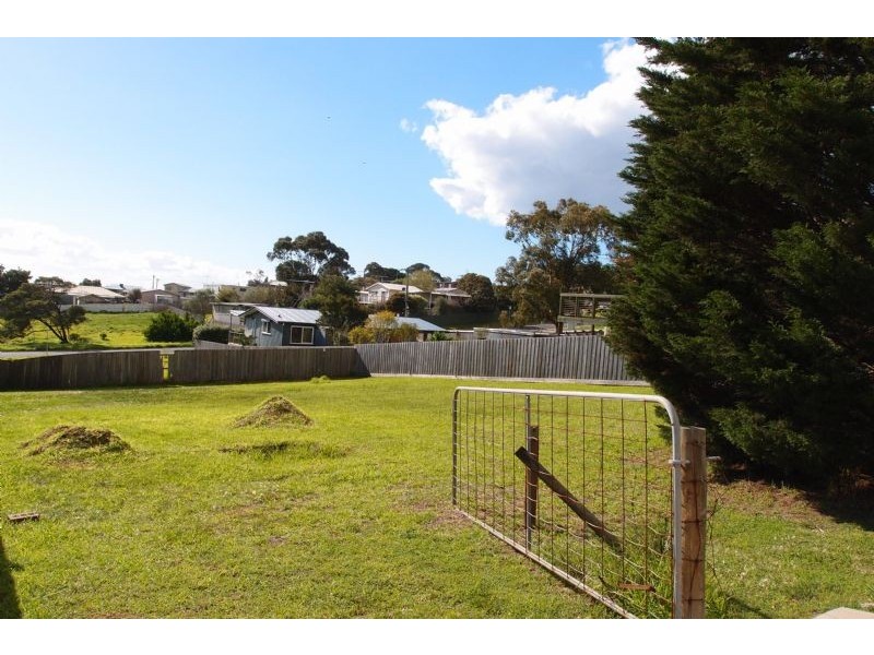 7 San Fernando Avenue, Portarlington VIC 3223