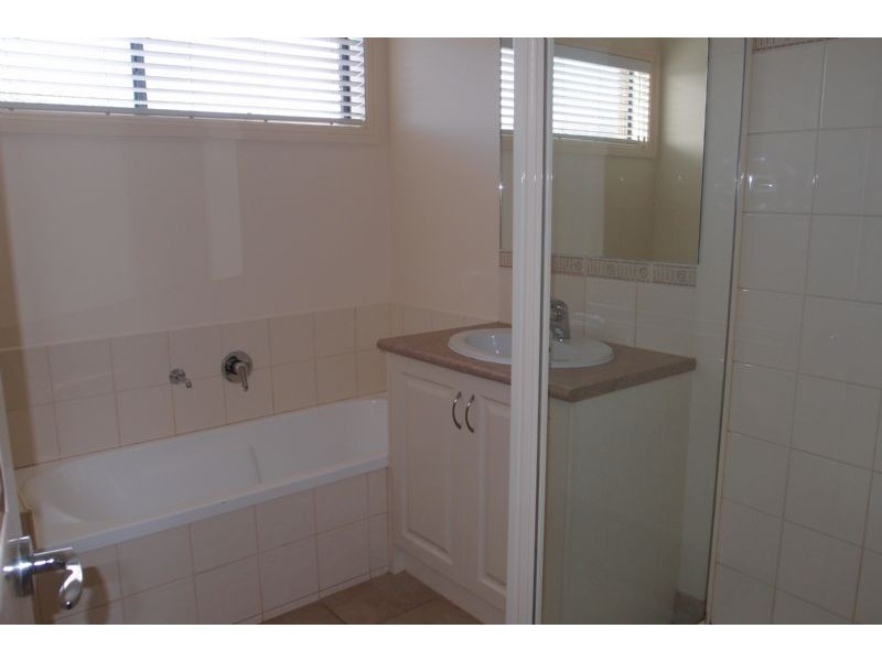 35 Golden Grove, Portarlington VIC 3223