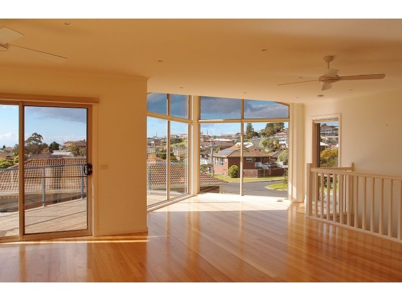 12 Sherwood Crs, Portarlington VIC 3223