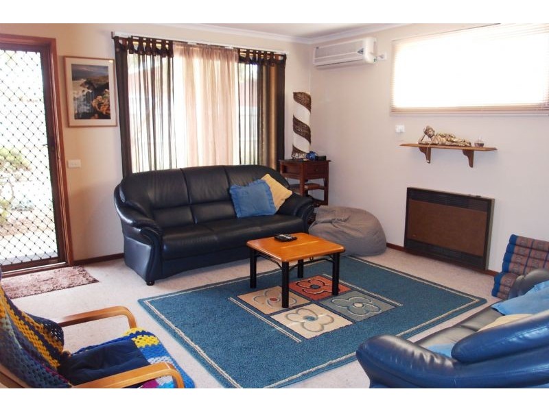 2/66  Willis Street, Portarlington VIC 3223