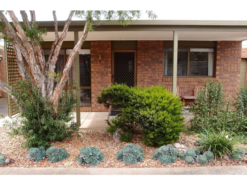 2/66  Willis Street, Portarlington VIC 3223