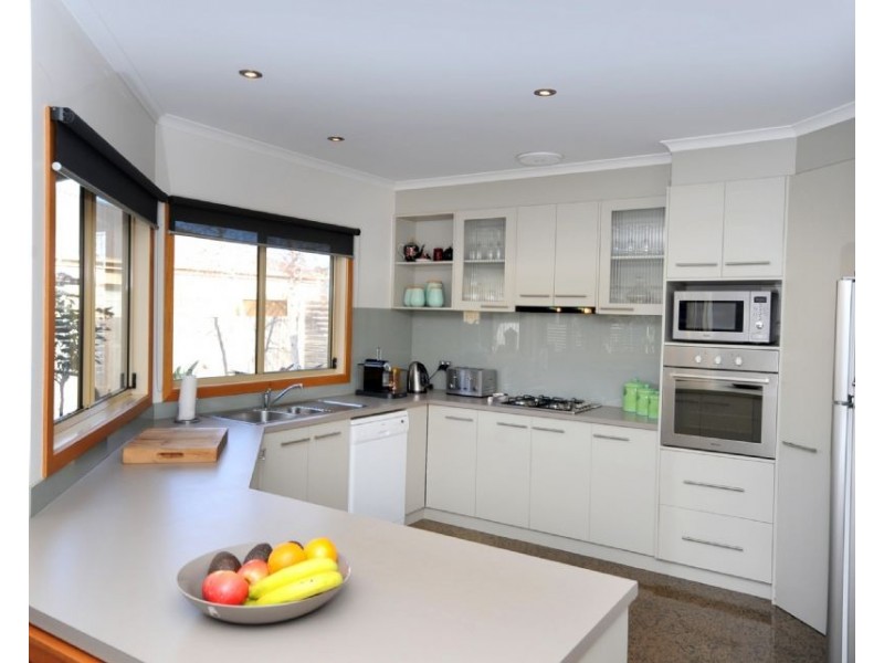 46 Gilbert Street, St Leonards VIC 3223