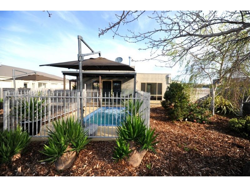 46 Gilbert Street, St Leonards VIC 3223
