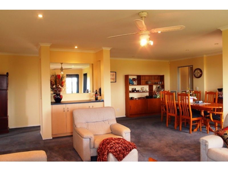 23 Golden Grove, Portarlington VIC 3223