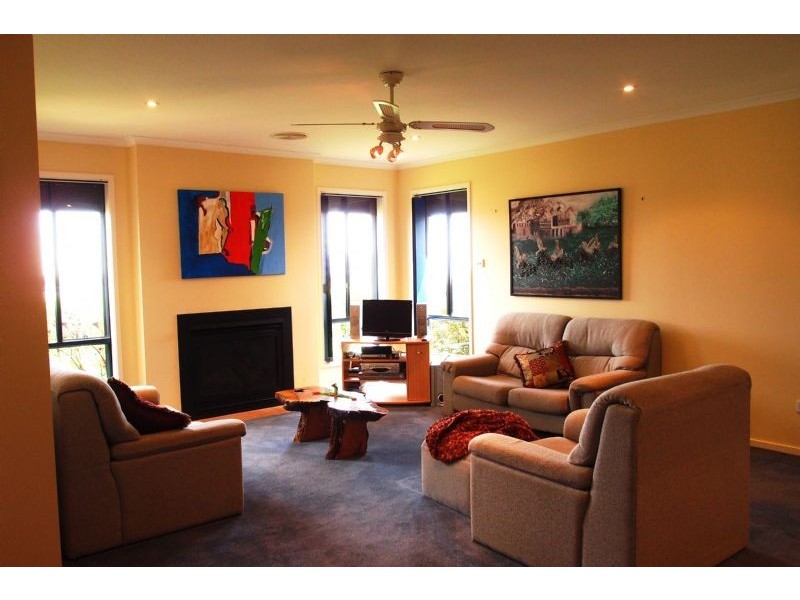 23 Golden Grove, Portarlington VIC 3223