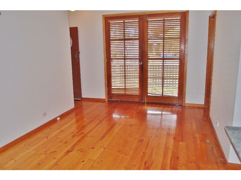8 Flinders Street, Indented Head VIC 3223