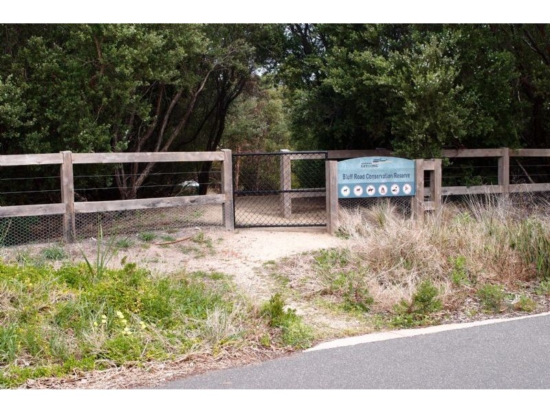 19 Spinnaker Drive, St Leonards VIC 3223