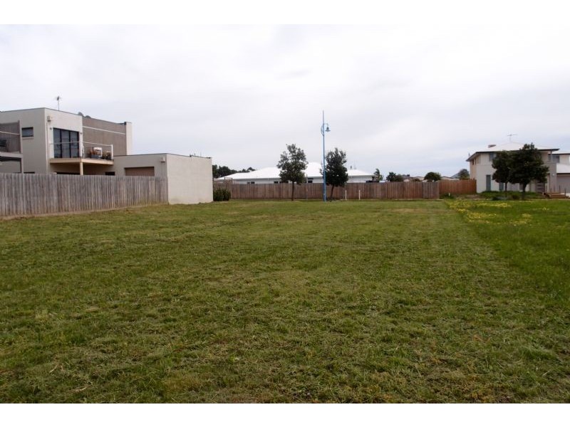 53 Seachange Way, St Leonards VIC 3223