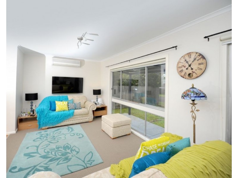 41 Mouchemore Avenue, St Leonards VIC 3223